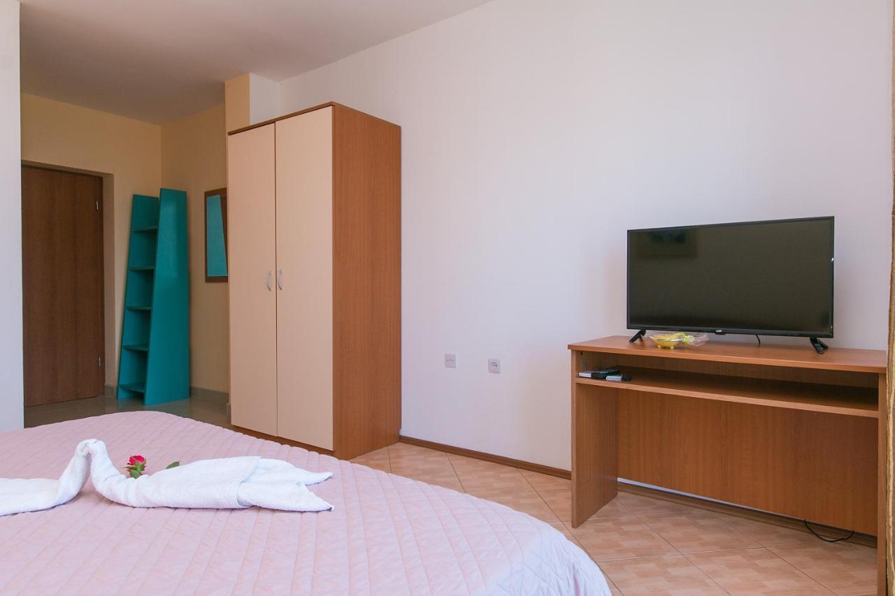 Apartments Sekulić Brela Zewnętrze zdjęcie