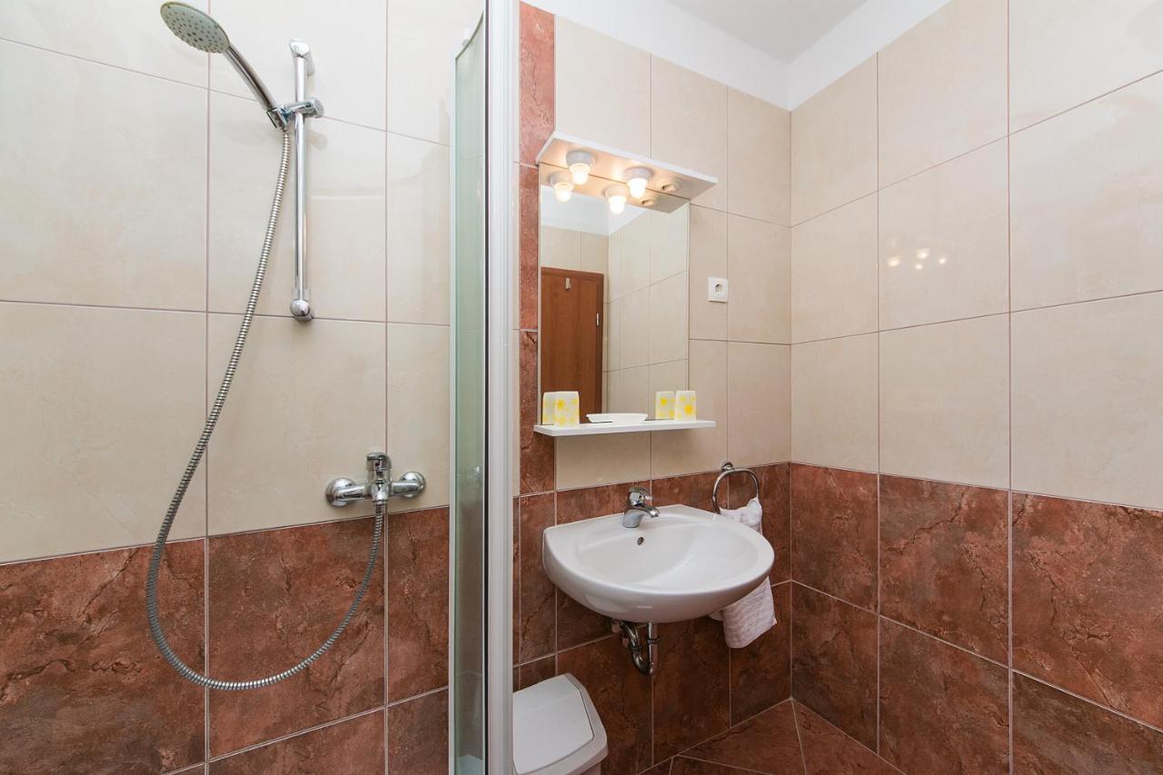 Apartments Sekulić Brela Zewnętrze zdjęcie
