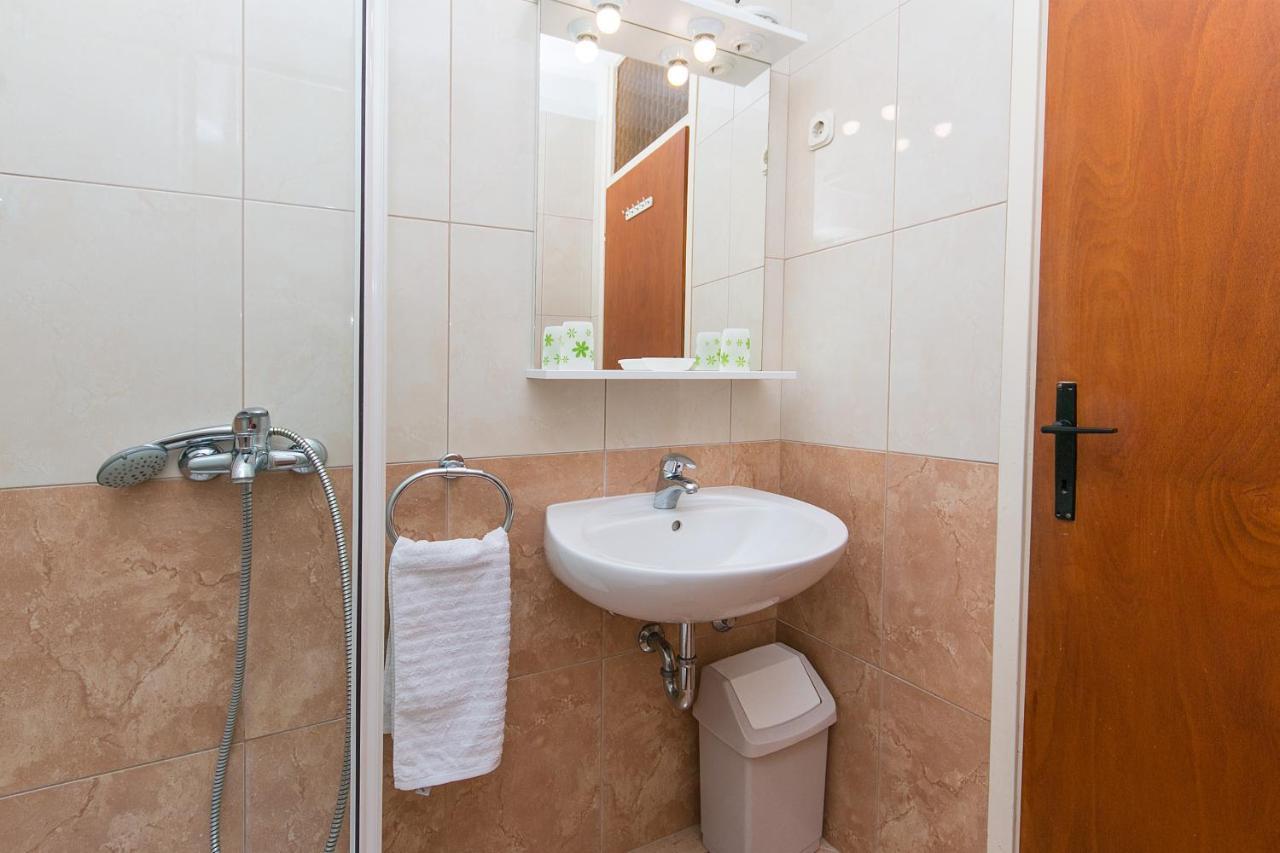 Apartments Sekulić Brela Zewnętrze zdjęcie
